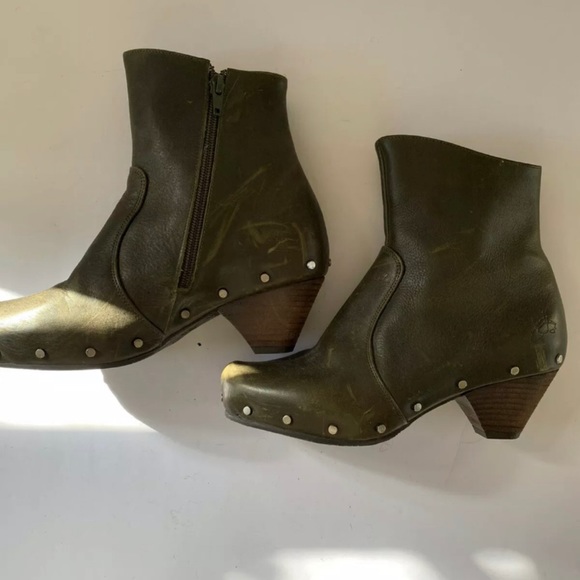 JOHN FLUEVOG RULES LOW PATTI BOOTS Studded Sz 6.5 - Picture 5 of 11